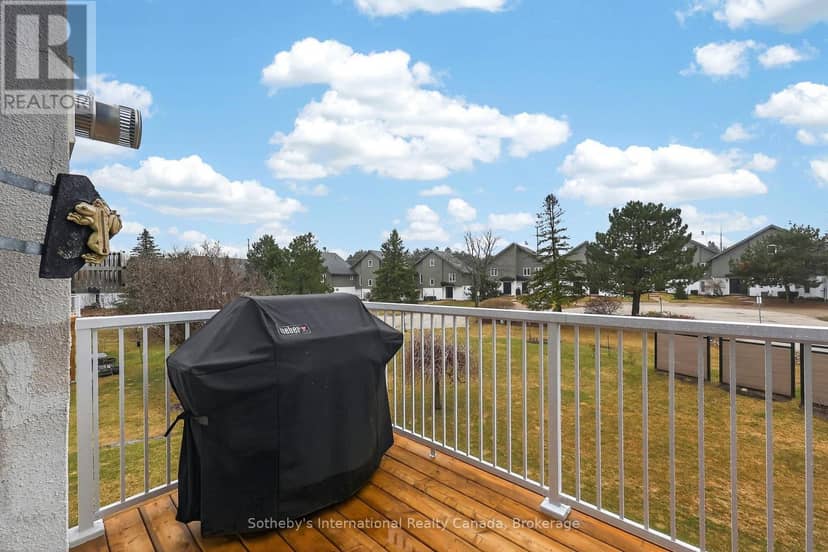 10 - 110 Kellie's Way — photo 35 of 40