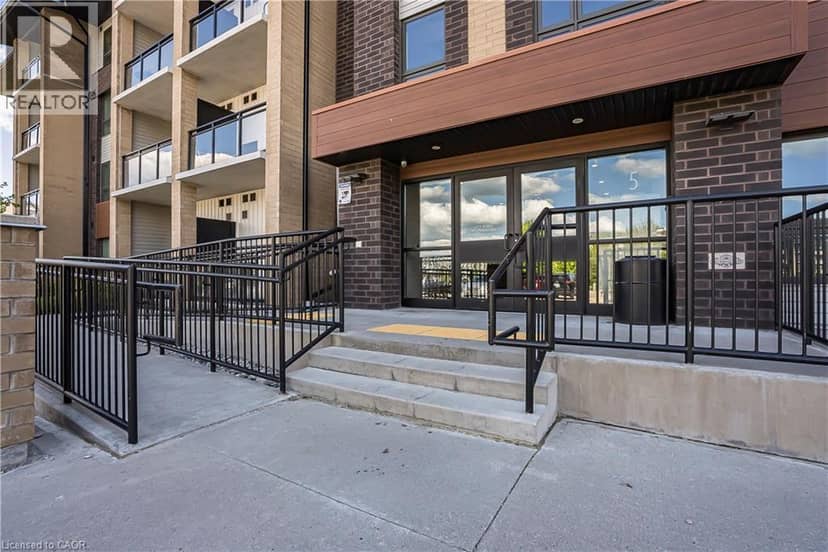 25 KAY Crescent Unit# 403 — photo 3 of 34
