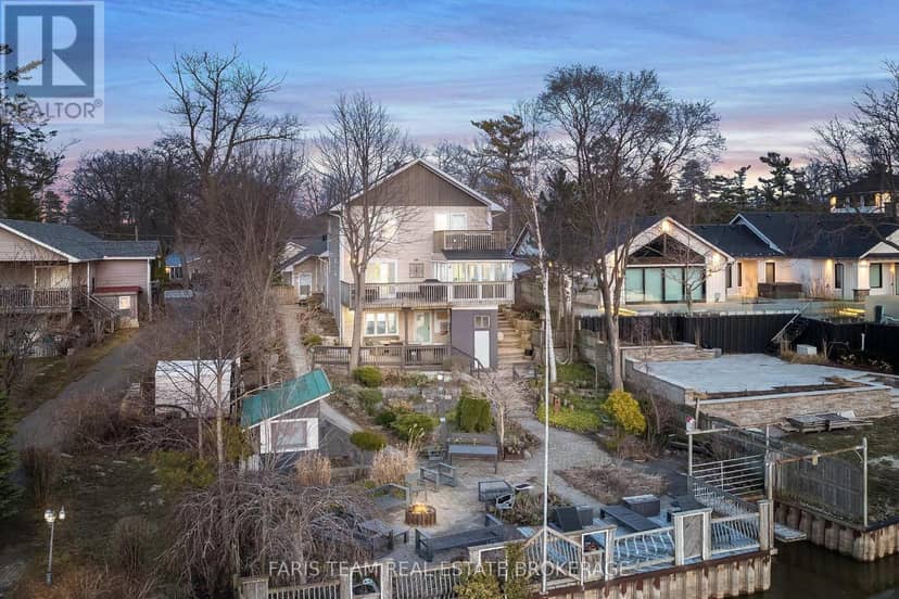 60 River Avenue Crescent, Wasaga Beach