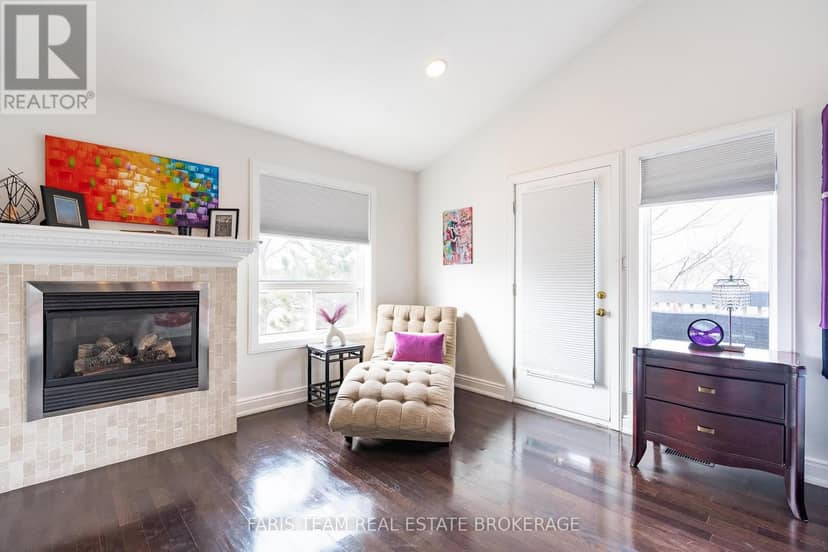 60 River Avenue Crescent — photo 16 of 40