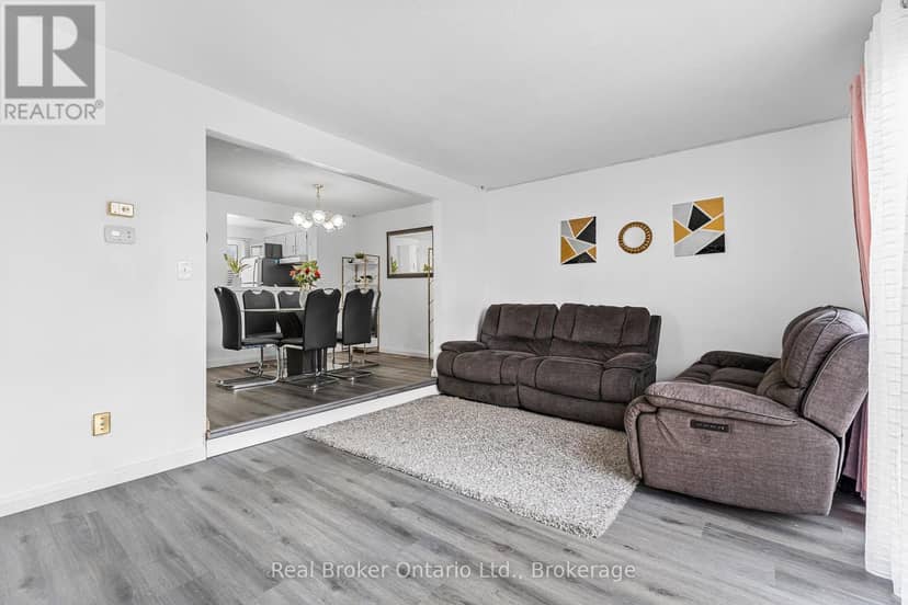 8 - 5982 Dunn Street — photo 14 of 30