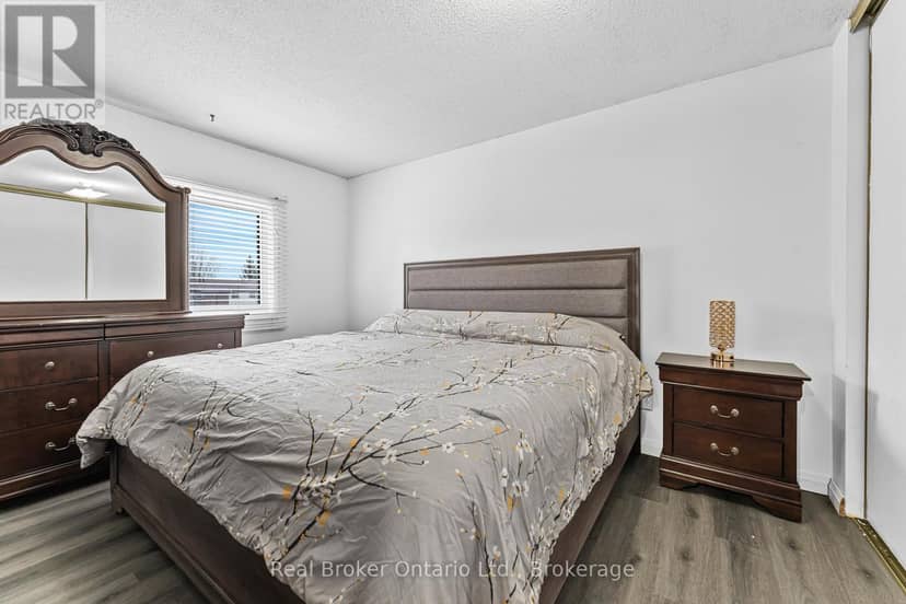 8 - 5982 Dunn Street — photo 17 of 30