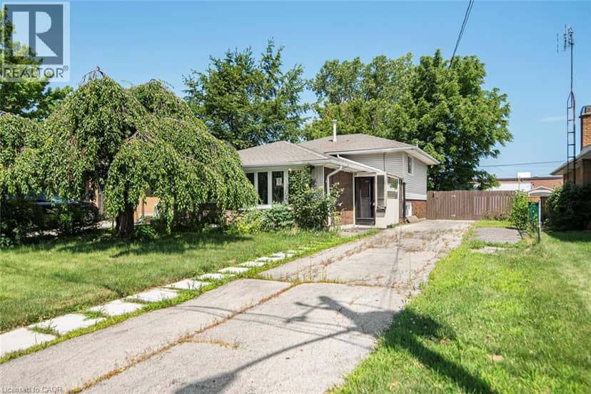 100 MOUNTAIN Avenue N — photo 1 of 40