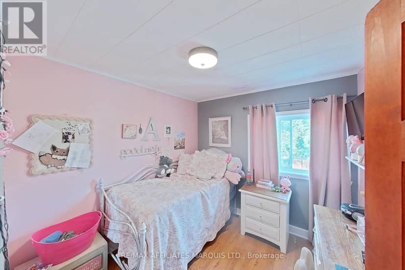 54 Lefebvre Avenue — photo 10 of 16
