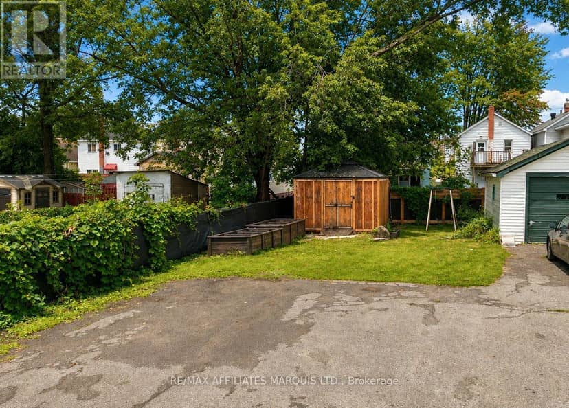 54 Lefebvre Avenue — photo 3 of 16