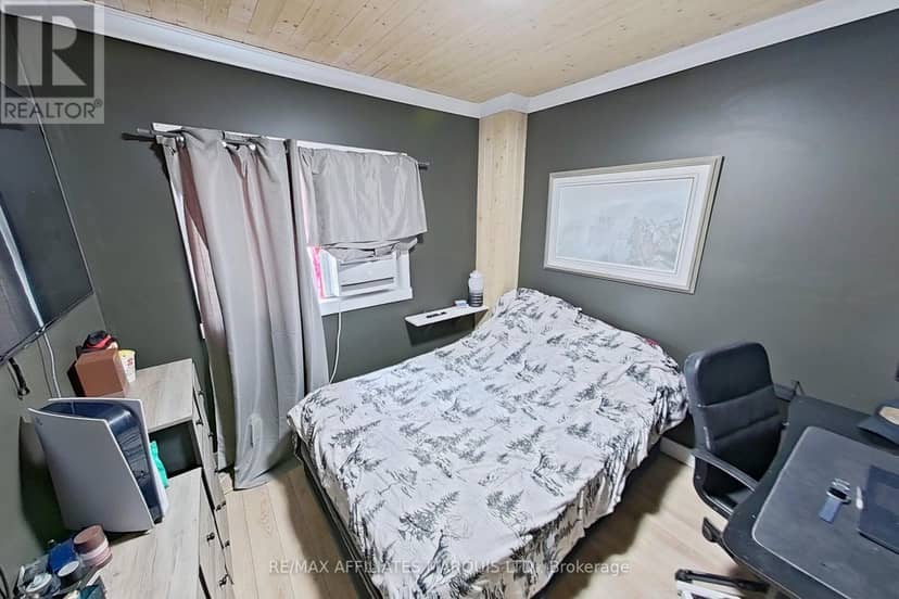 54 Lefebvre Avenue — photo 9 of 16