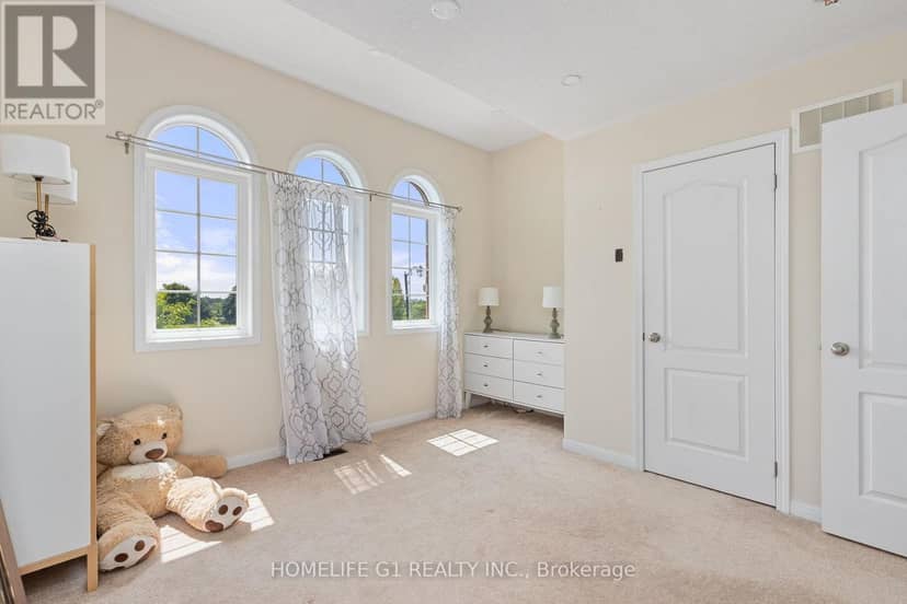 10 Hurst Drive — photo 17 of 37