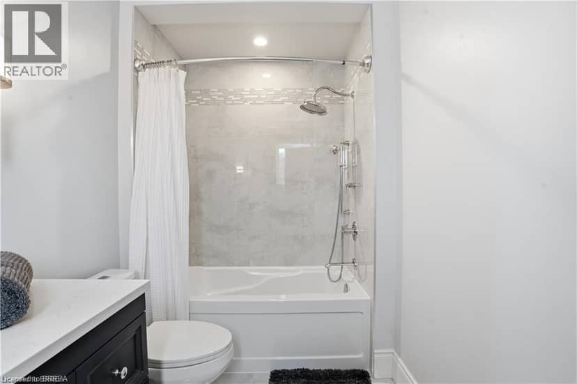 25 BRIAN Drive — photo 27 of 33