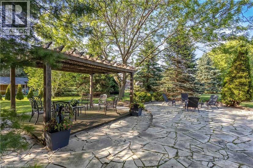 25 BRIAN Drive — photo 7 of 33