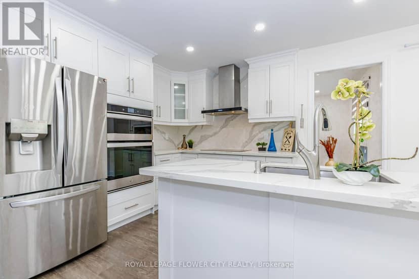 1530 Somergrove Crescent — photo 14 of 40