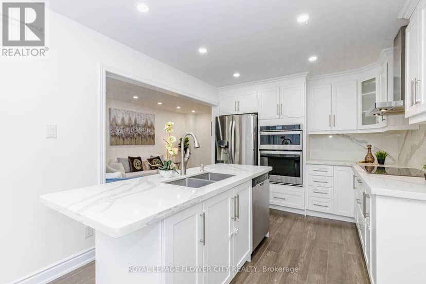 1530 Somergrove Crescent — photo 12 of 40