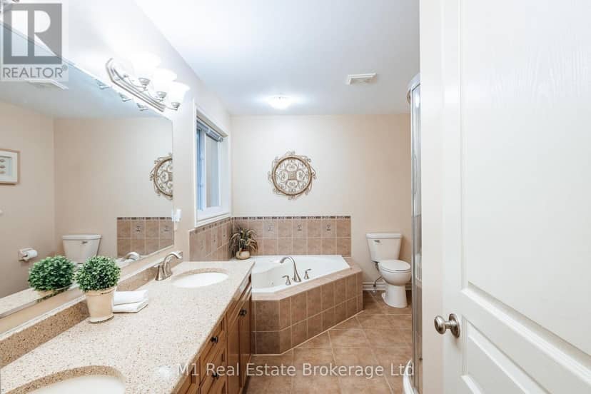 82 Vaughan Street — photo 27 of 40