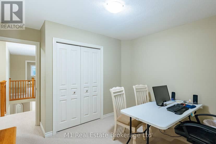 82 Vaughan Street — photo 31 of 40