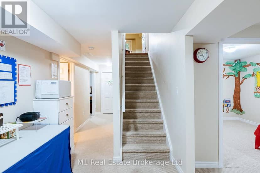 82 Vaughan Street — photo 36 of 40
