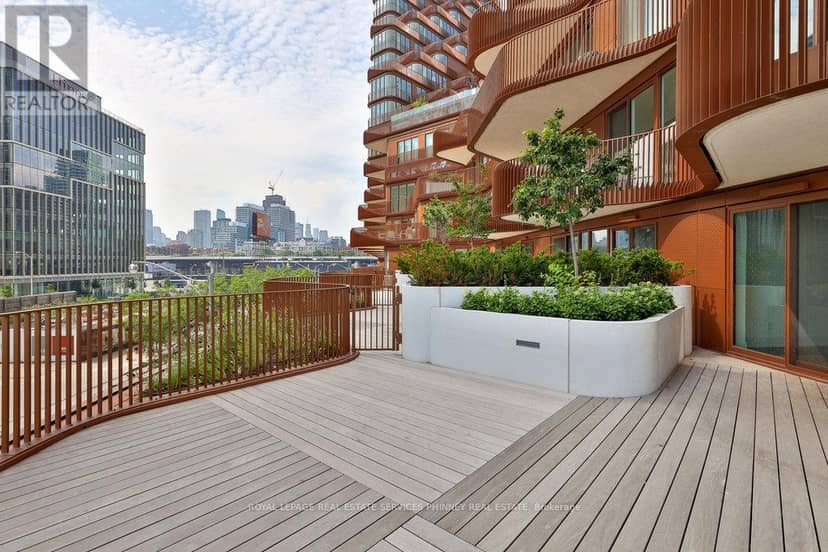 214 - 155 Merchants' Wharf — photo 26 of 40