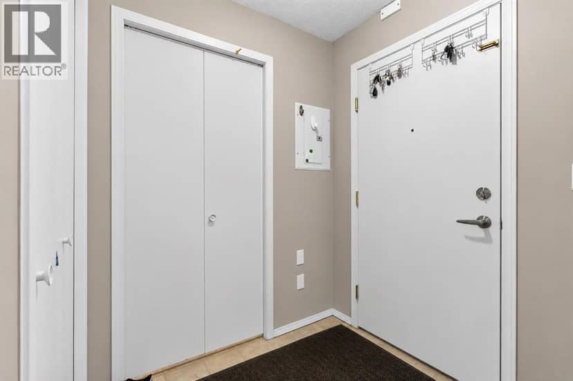 424, 1717 60 Street SE, Calgary, photo 2