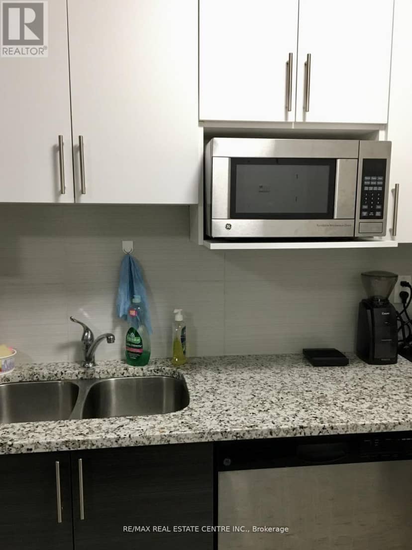 279 - 258B Sunview Street — photo 14 of 26