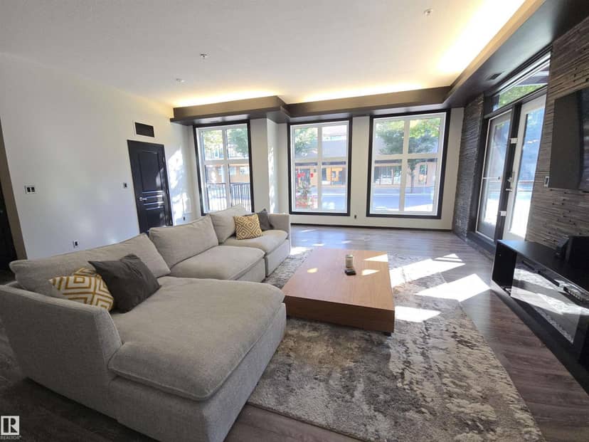 #106 10531 117 ST NW — photo 9 of 30
