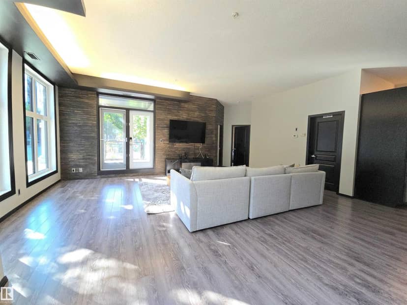 #106 10531 117 ST NW, Edmonton, photo 5