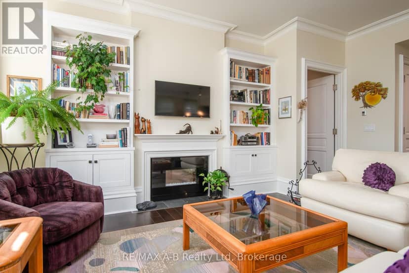 1C - 189 Elizabeth Street — photo 15 of 40