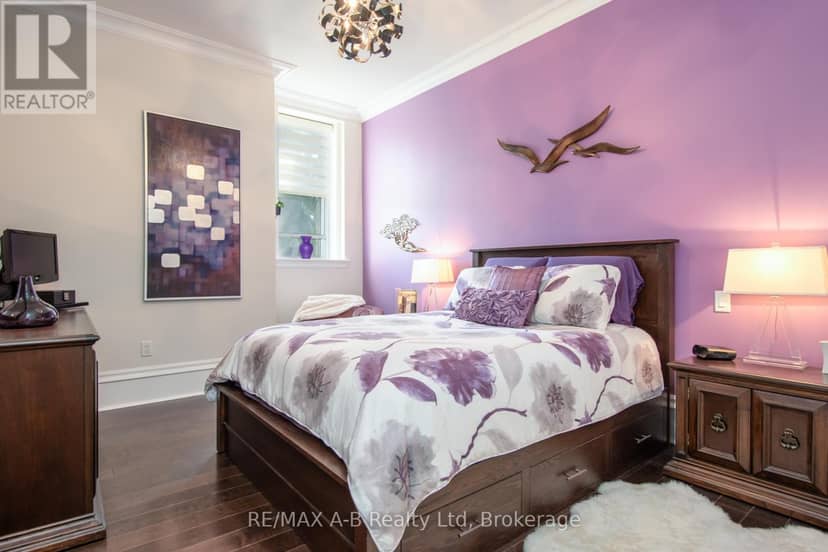 1C - 189 Elizabeth Street — photo 35 of 40