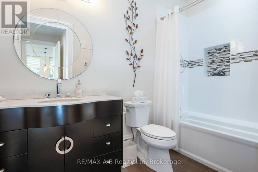 1C - 189 Elizabeth Street — photo 38 of 40