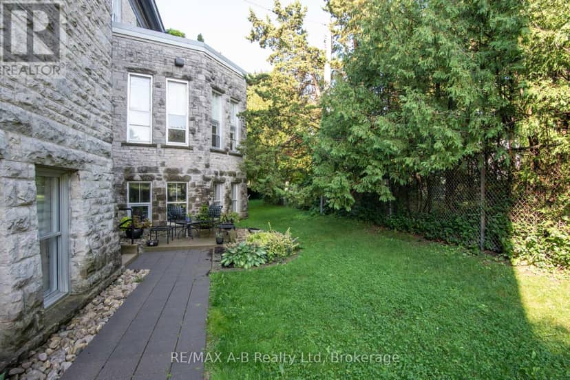 1C - 189 Elizabeth Street — photo 5 of 40