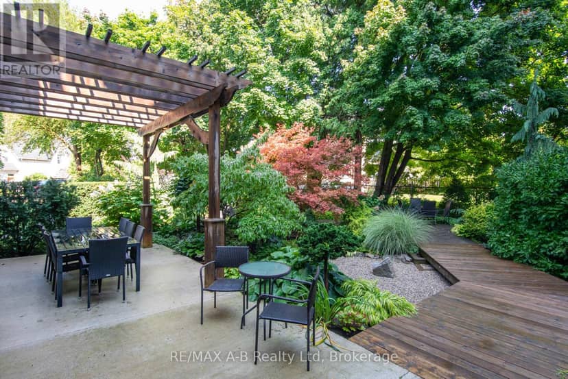 1C - 189 Elizabeth Street — photo 7 of 40