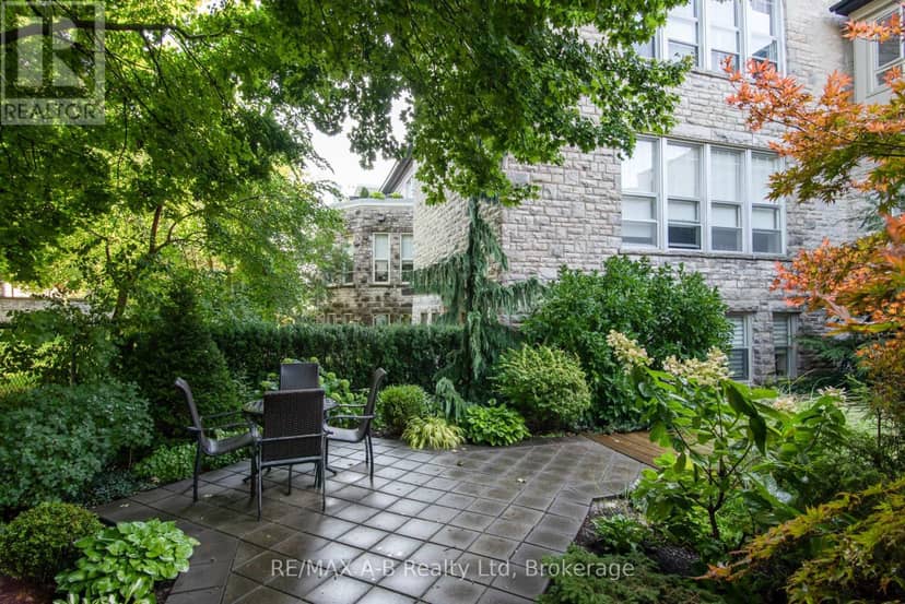 1C - 189 Elizabeth Street — photo 9 of 40