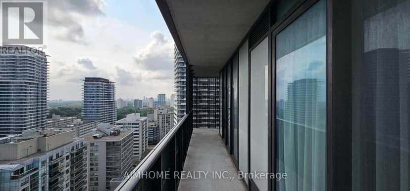 1711 - 8 Eglinton Avenue E — photo 12 of 21