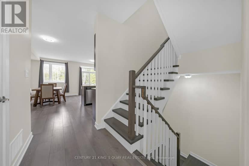 33 - 250 Finch Avenue — photo 9 of 34