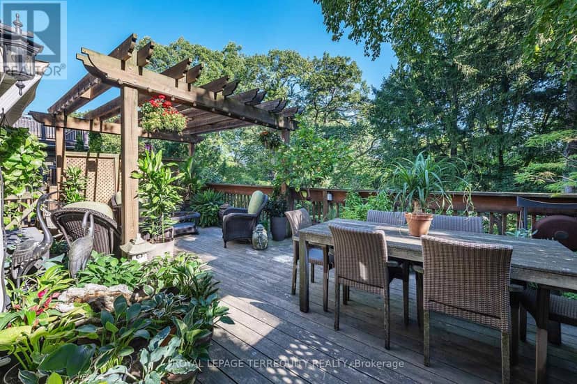 223 Riverside Drive — photo 39 of 40