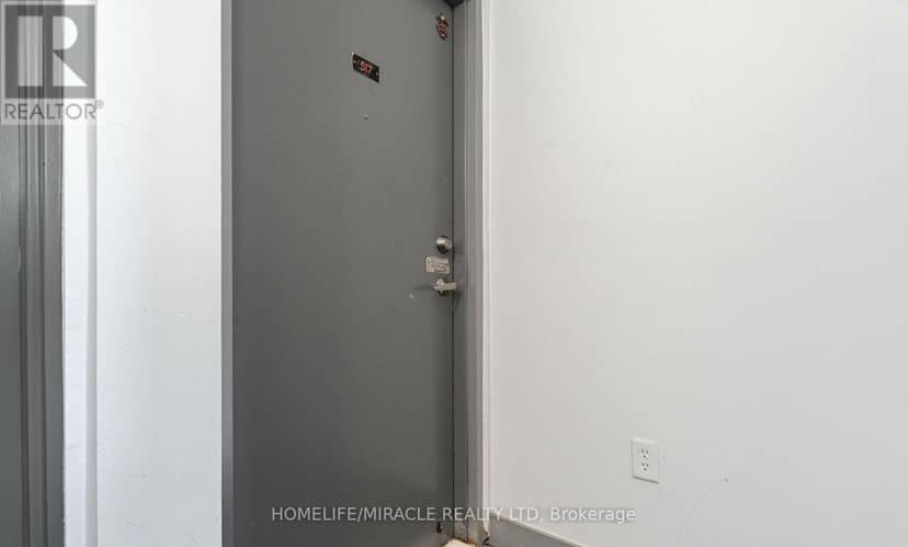 517 - 4673 Jane Street, Toronto, photo 2