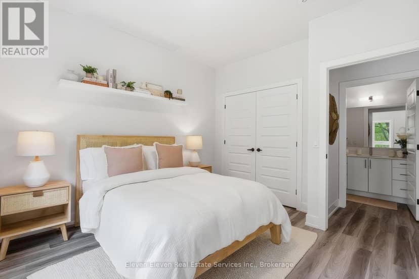 422 - 1100 Lackner Place — photo 21 of 40