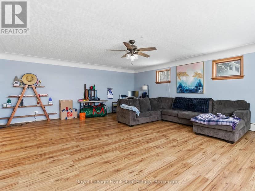 241 Bellevue Drive — photo 22 of 40