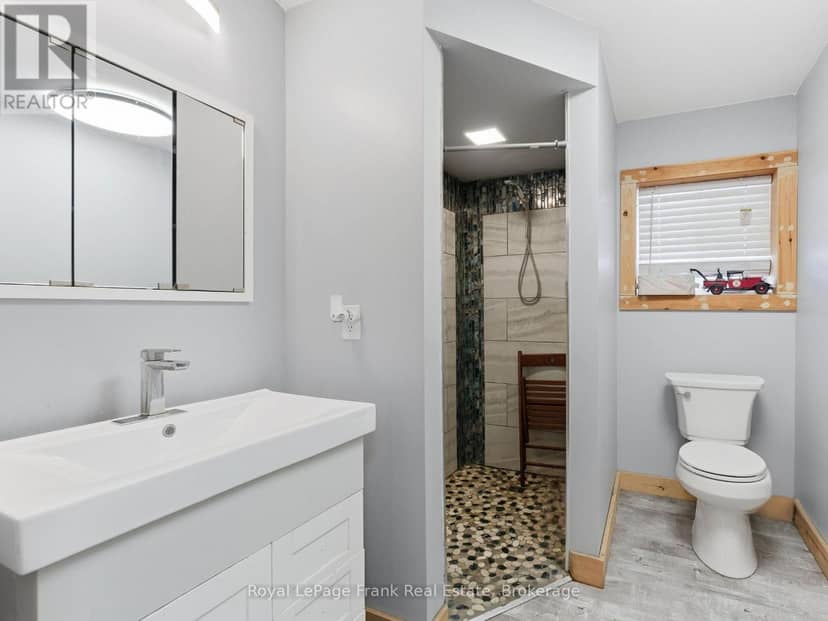 241 Bellevue Drive — photo 40 of 40