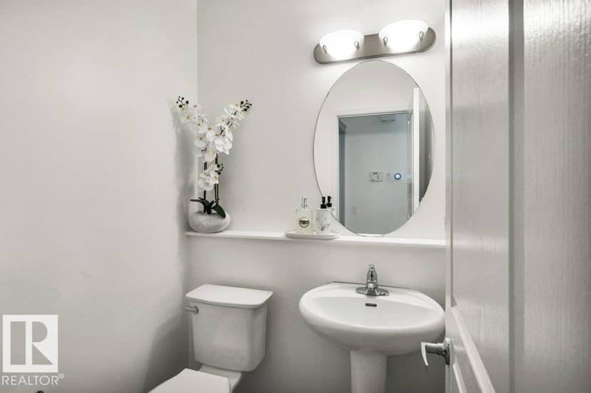 76 Everitt DR N — photo 19 of 37