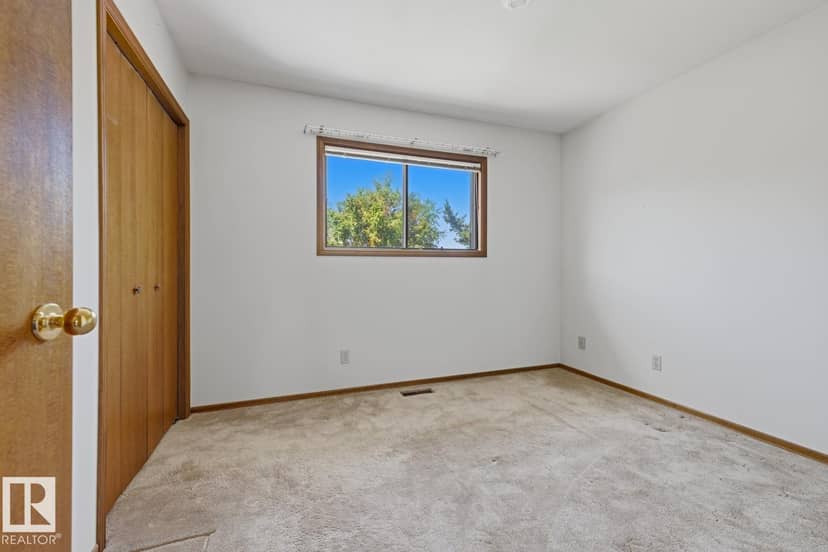 118 Aspen Av — photo 25 of 40