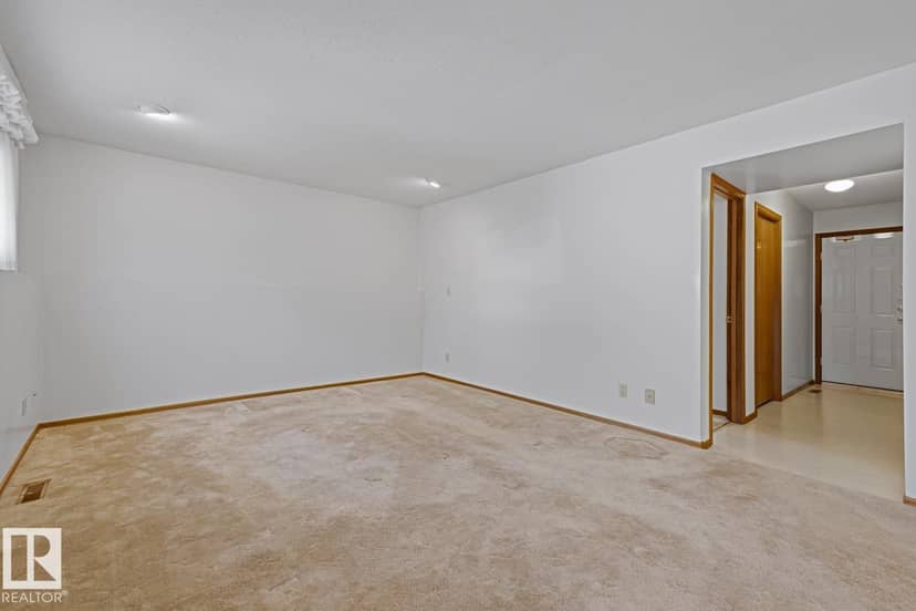 118 Aspen Av — photo 27 of 40
