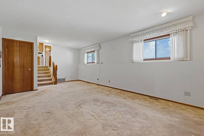 118 Aspen Av — photo 26 of 40