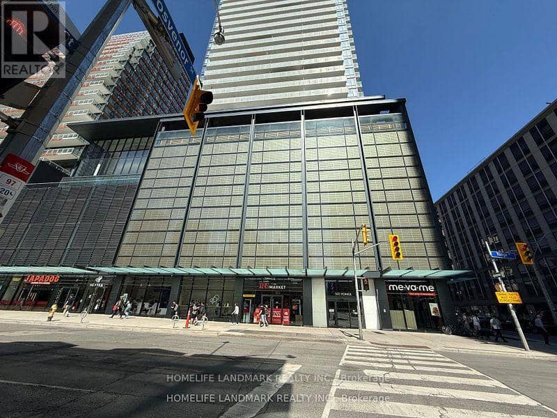 2208 - 501 Yonge Street — photo 1 of 21