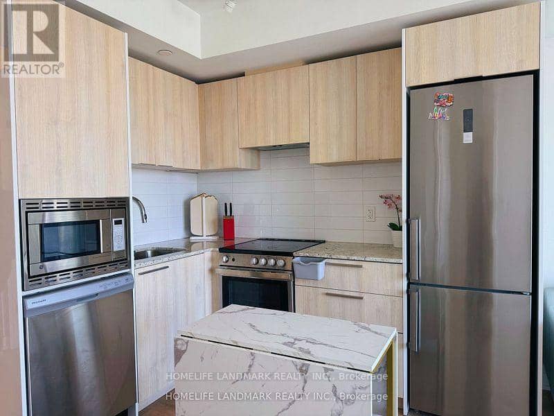 2208 - 501 Yonge Street — photo 4 of 21