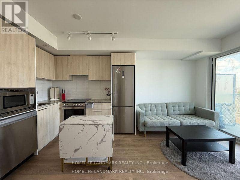 2208 - 501 Yonge Street — photo 5 of 21