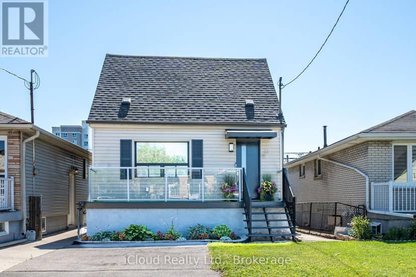 51 Delena Avenue S, Hamilton