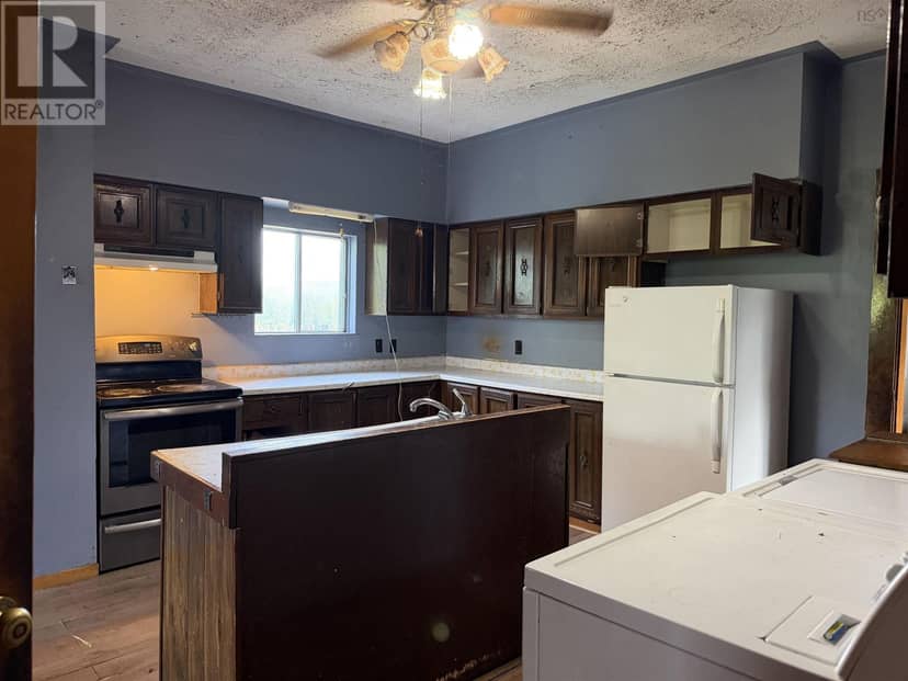 147 MacKay Street — photo 15 of 40