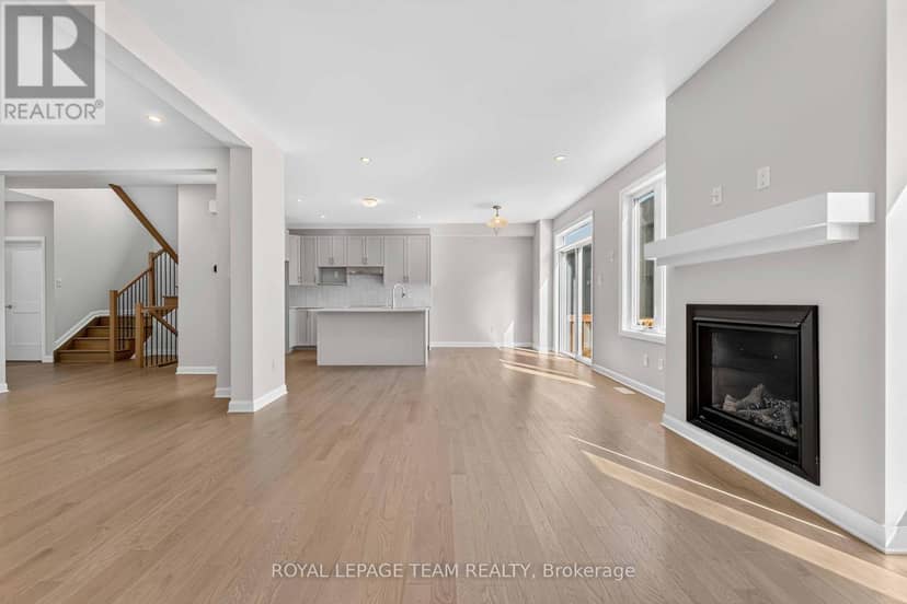 902 Locomotion Lane — photo 5 of 15