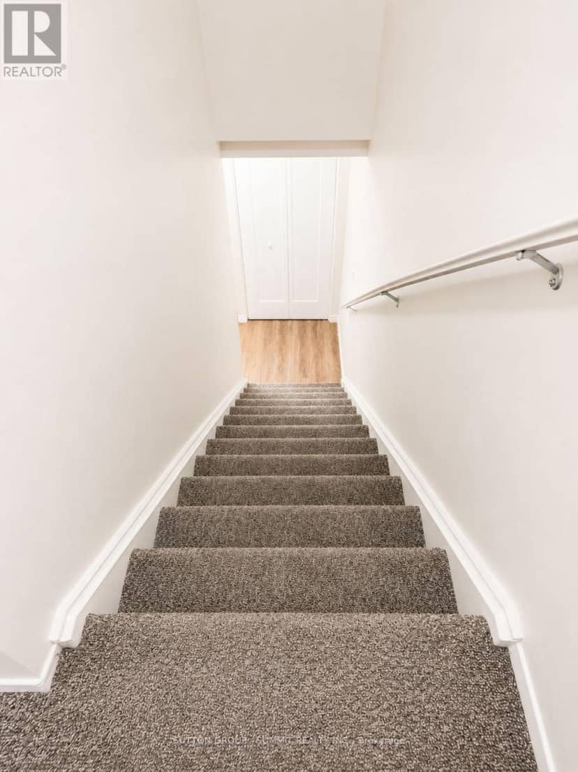 433A Dunvegan Drive — photo 15 of 39