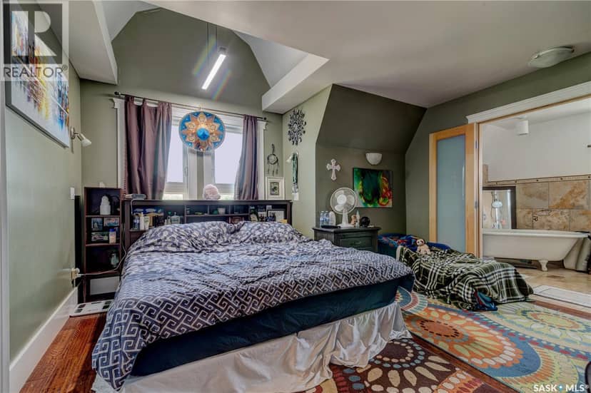 212 Prospect STREET — photo 14 of 40
