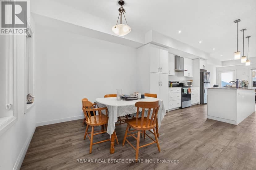 34 Lily Lane, Guelph, photo 5