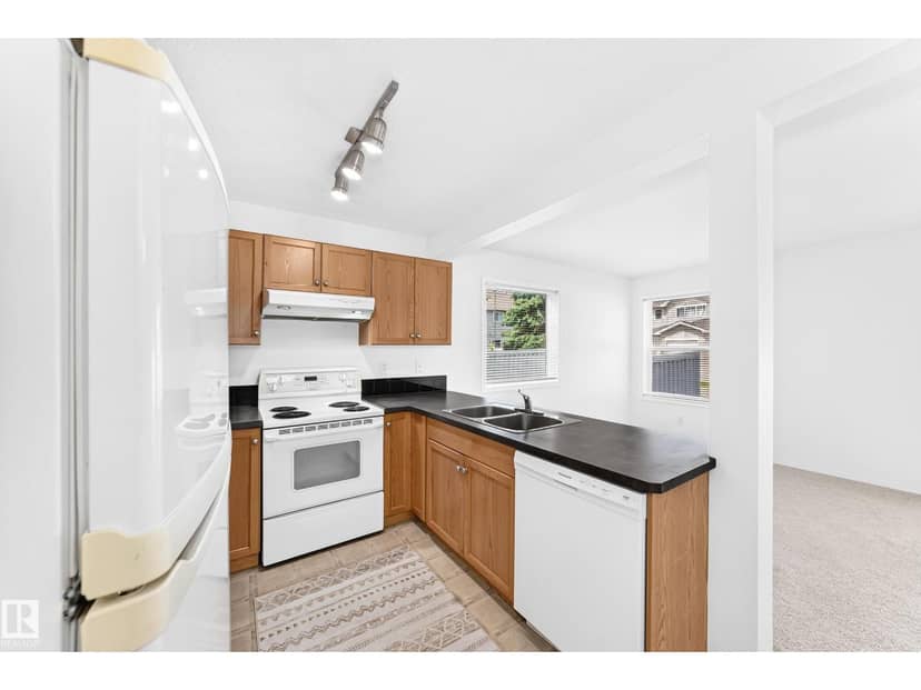 #93 230 Edwards Dr SW — photo 10 of 40